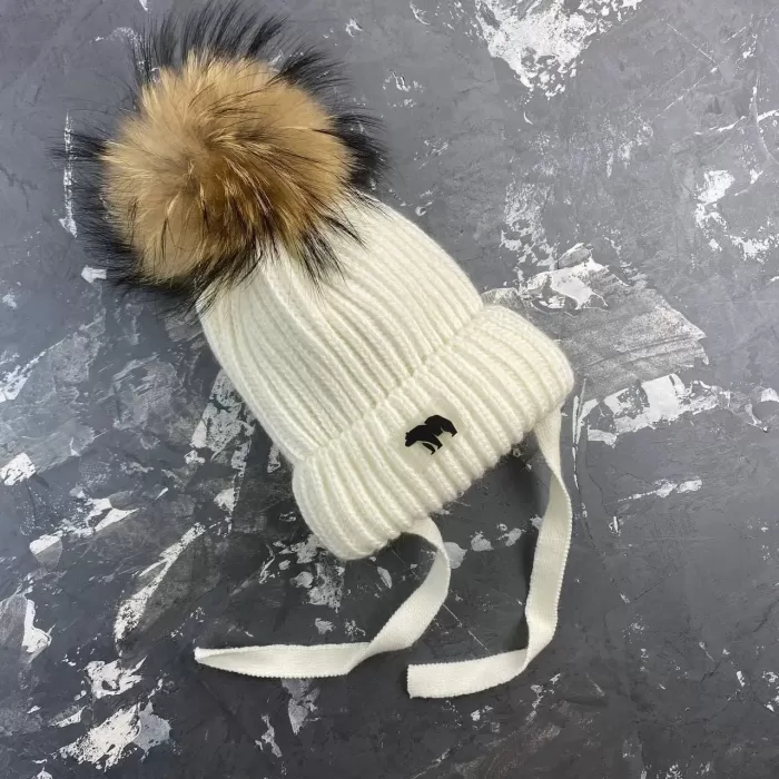 Зимовий в'язаний комплект дитячий молочний з натуральним бубоном KID BEWARM